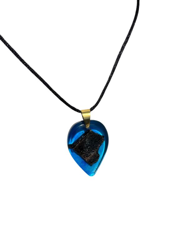 1GM0HmqVAn1kn4nbWr9OrmWsRczia-ERk.jpg Wisiorek Droplet Blue Silver II 39 mm ZILVANO