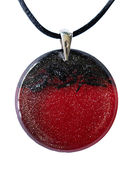 Wisiorek Okrąg Czarny Dąb 7500 lat Silver Dust Red ZILVANO