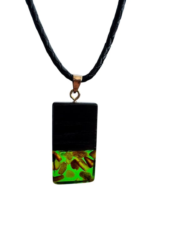 Wisiorek Monolith Bar 40 mm Dąb Bursztyn Zielony ZILVANO — 2