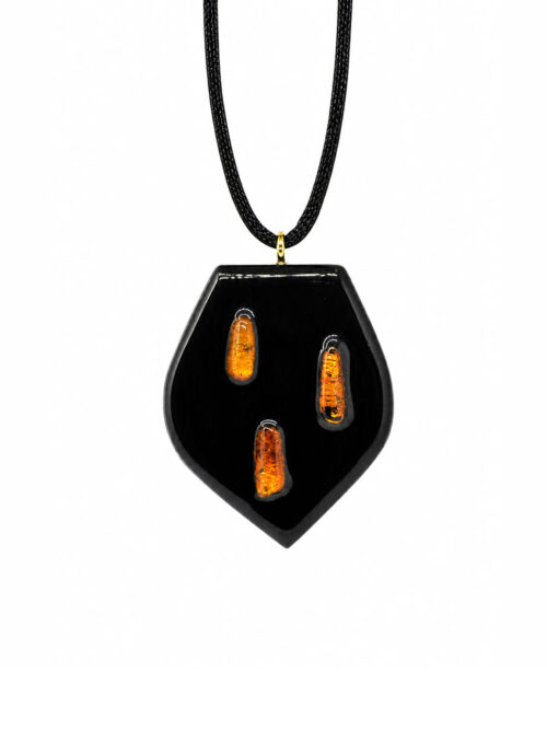 Bog Oak & Baltic Amber Pendant – Shield, 42x35x6 mm – three ambers – ZILVANO