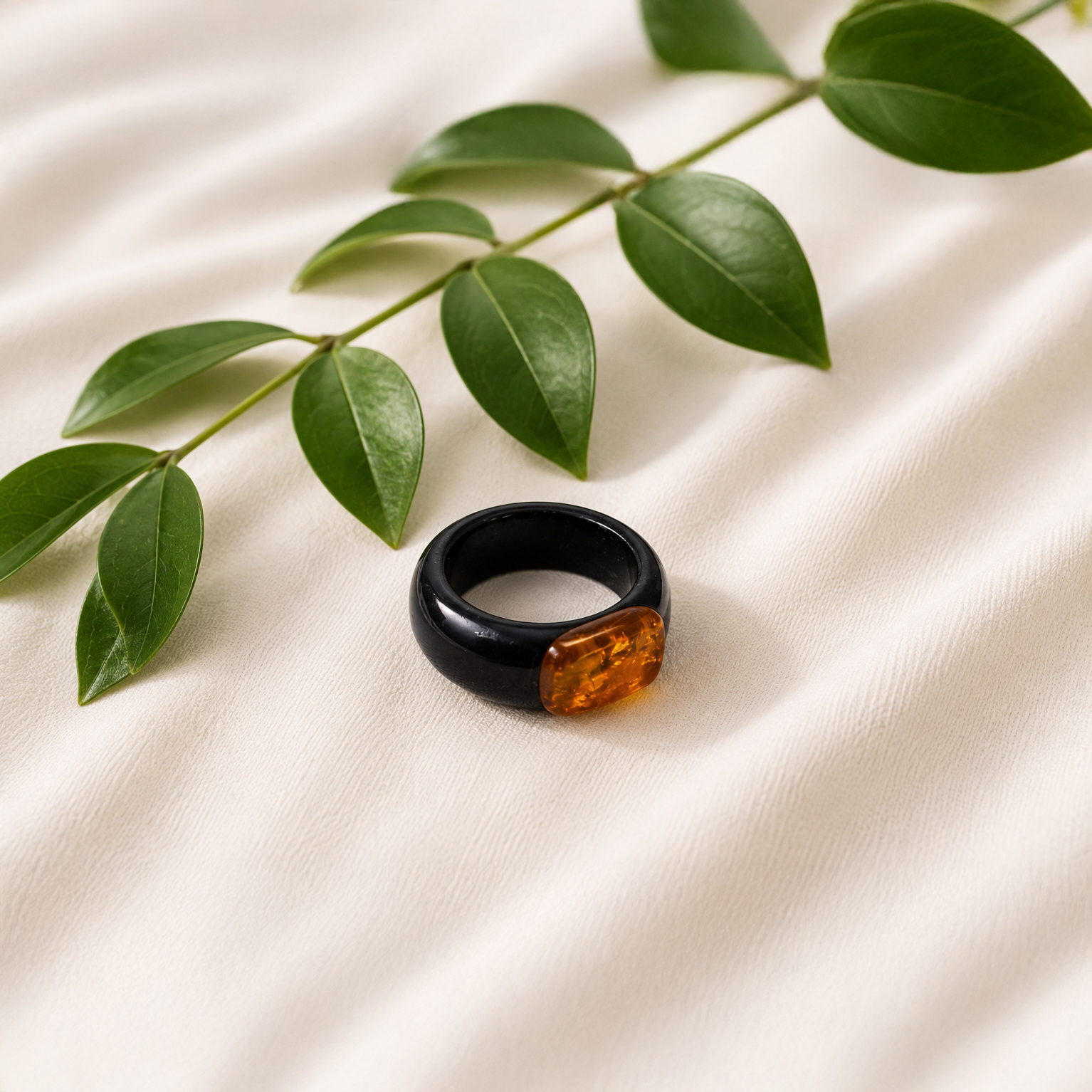 Jewellery resin – detail